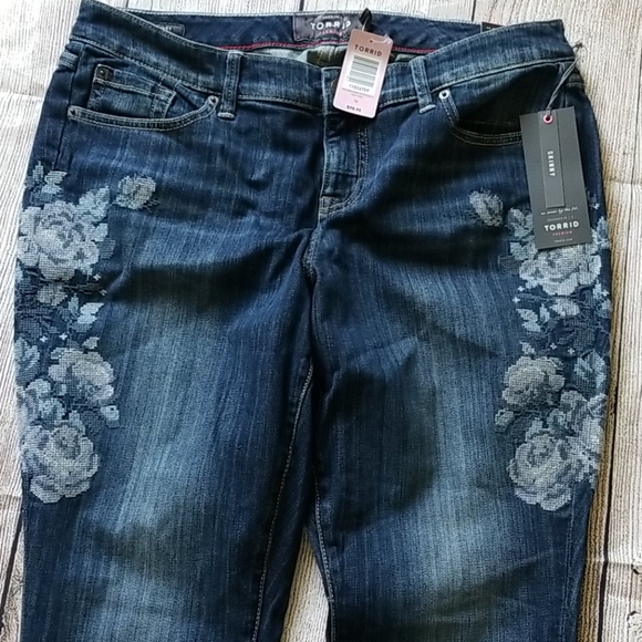 Torrid Jeans - Picture 2 of 5